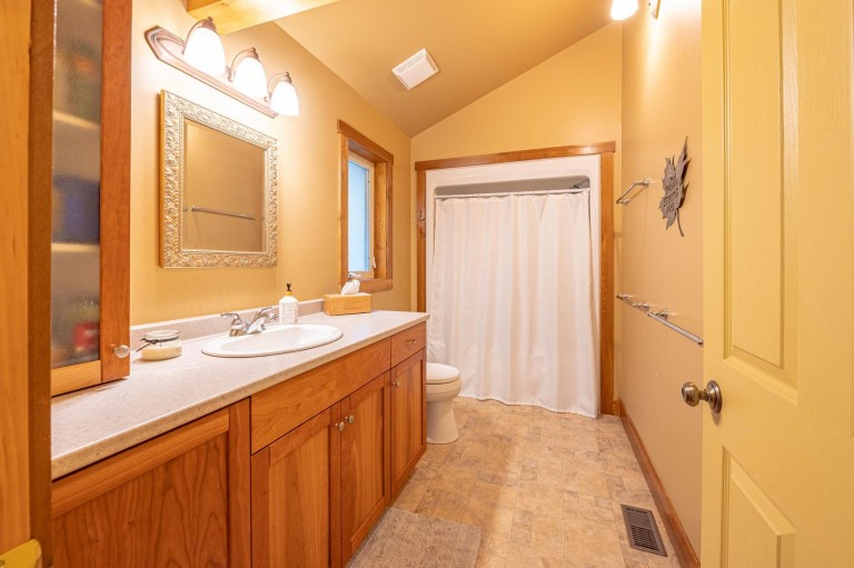 401 Scott's Rd W, North Kawartha, Ontario, Canada photo 20