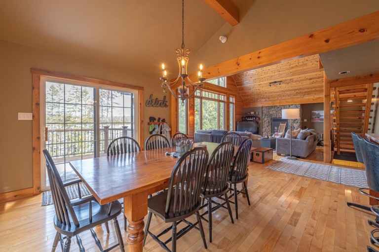 401 Scott's Rd W, North Kawartha, Ontario, Canada photo 10