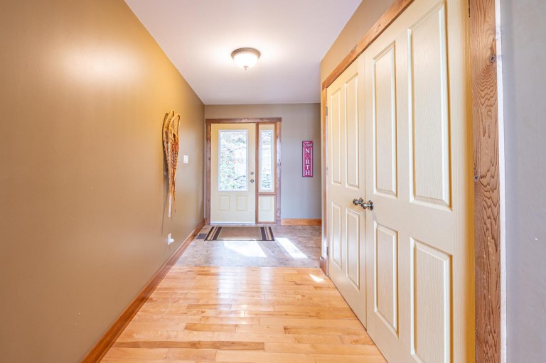 401 Scott's Rd W, North Kawartha, Ontario, Canada photo 5