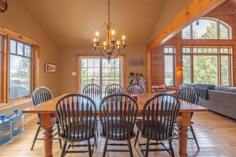 401 Scott's Rd W, North Kawartha, Ontario, Canada photo 9