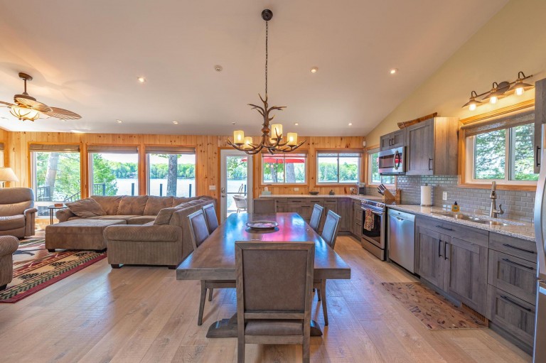 190 Woodland Rd, North Kawartha, Ontario, Canada photo 22