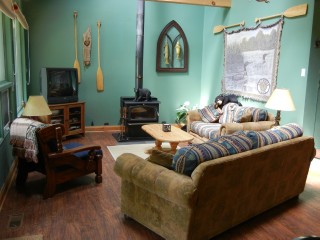 195 WALKES ROAD, North Kawartha, Ontario, Canada