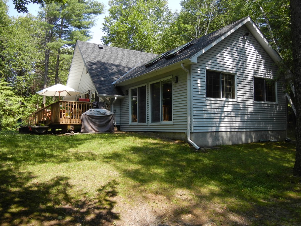 55 NARROWS RD, North Kawartha, Ontario, Canada