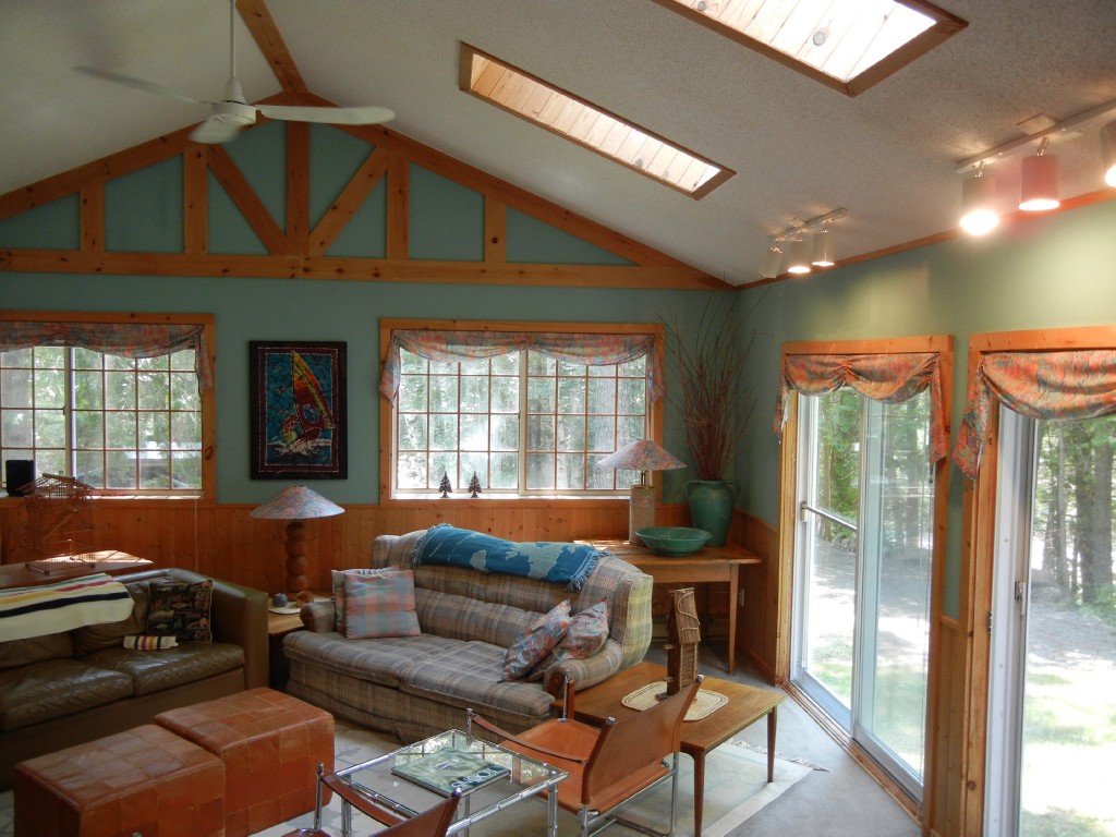55 NARROWS RD, North Kawartha, Ontario, Canada