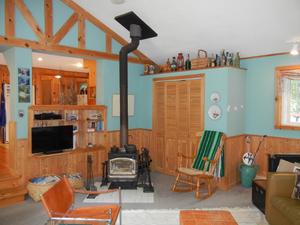 55 NARROWS RD, North Kawartha, Ontario, Canada