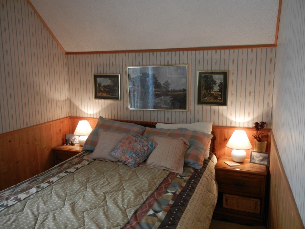 55 NARROWS RD, North Kawartha, Ontario, Canada