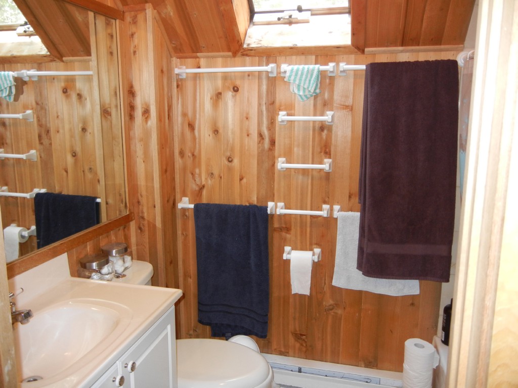 55 NARROWS RD, North Kawartha, Ontario, Canada