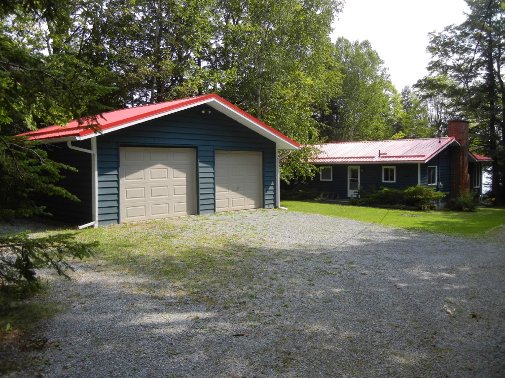 63 DOC EVANS RD, North Kawartha, Ontario, Canada