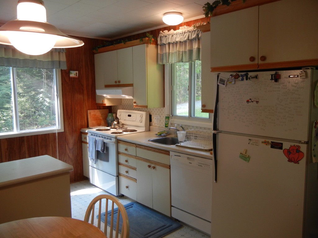 63 DOC EVANS RD, North Kawartha, Ontario, Canada