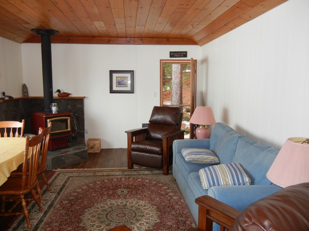 186 BAYSHORE RD, North Kawartha, Ontario, Canada