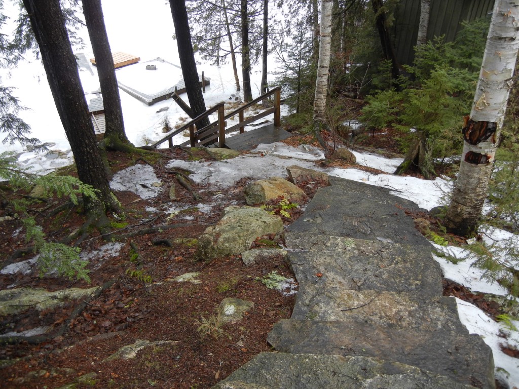 24 HEMLOCK POINT RD, North Kawartha, Ontario, Canada