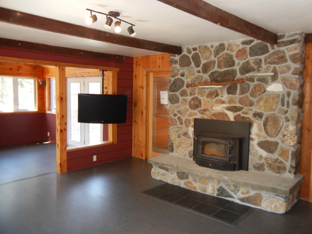 35 FITCH LANE, North Kawartha, Ontario, Canada