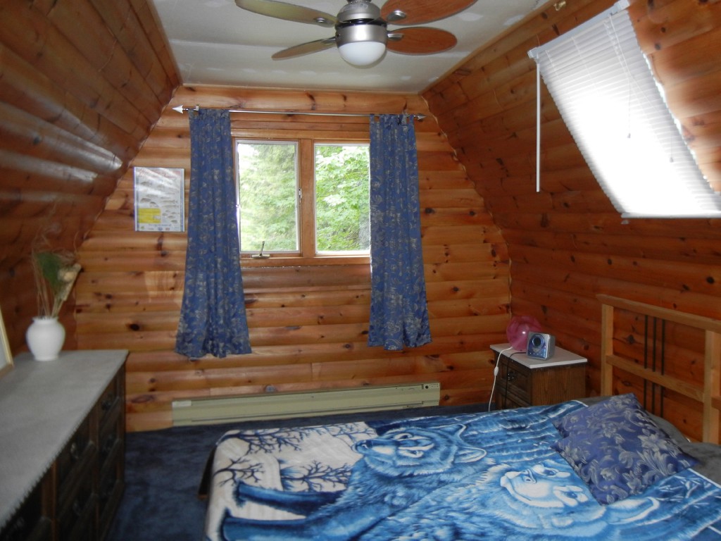 13 PINE POINT RD, North Kawartha, Ontario, Canada