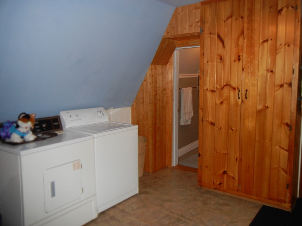 13 PINE POINT RD, North Kawartha, Ontario, Canada