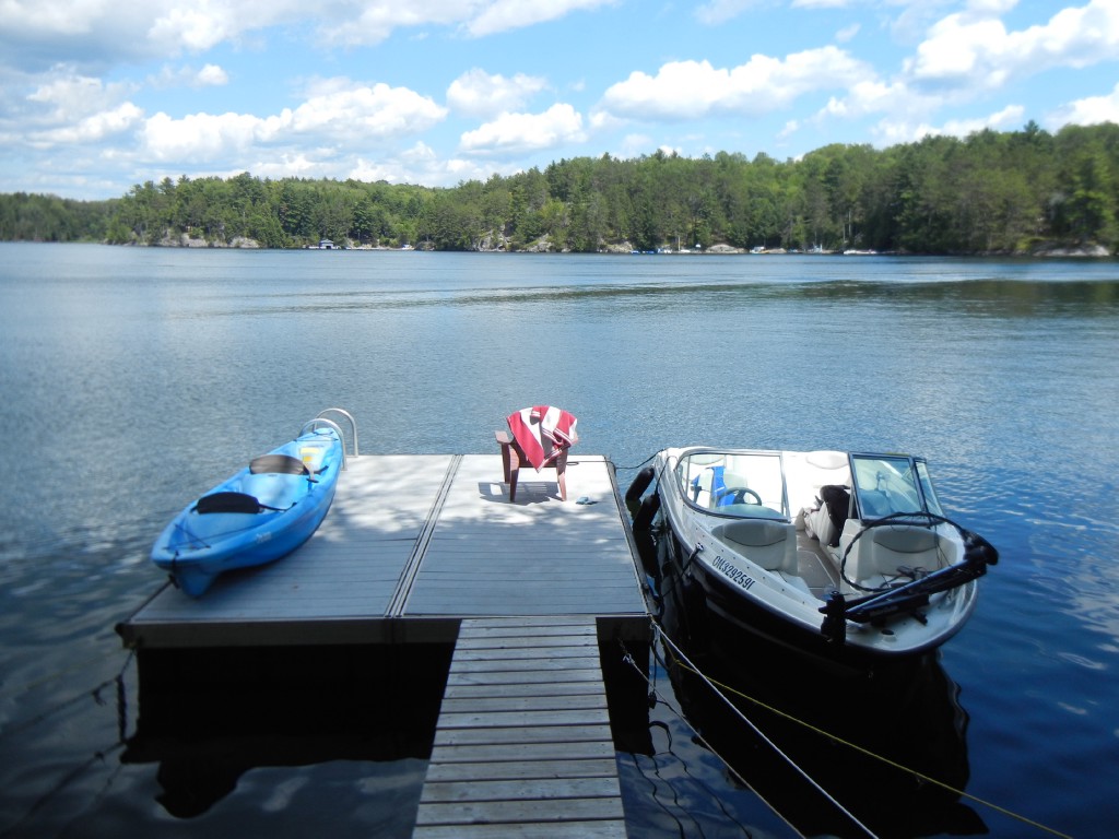 517 RENWICK RD, North Kawartha, Ontario, Canada