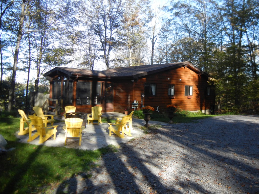 399 ANTELOPE TRAIL, North Kawartha, Ontario, Canada