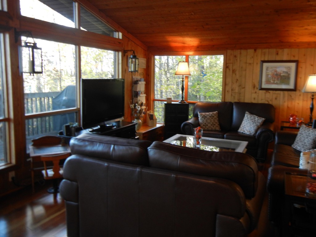 399 ANTELOPE TRAIL, North Kawartha, Ontario, Canada