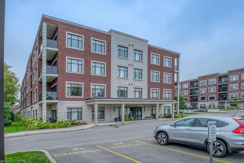 255 JOHN Street N Unit# 109, Stratford Ontario, Canada