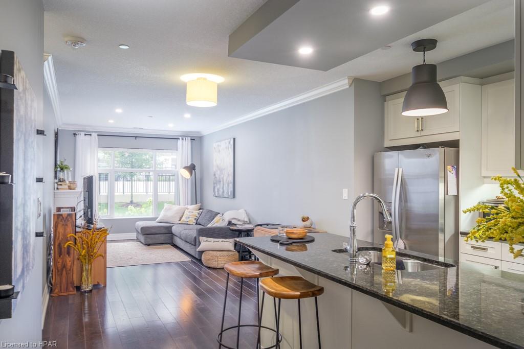 255 JOHN Street N Unit# 109, Stratford Ontario, Canada