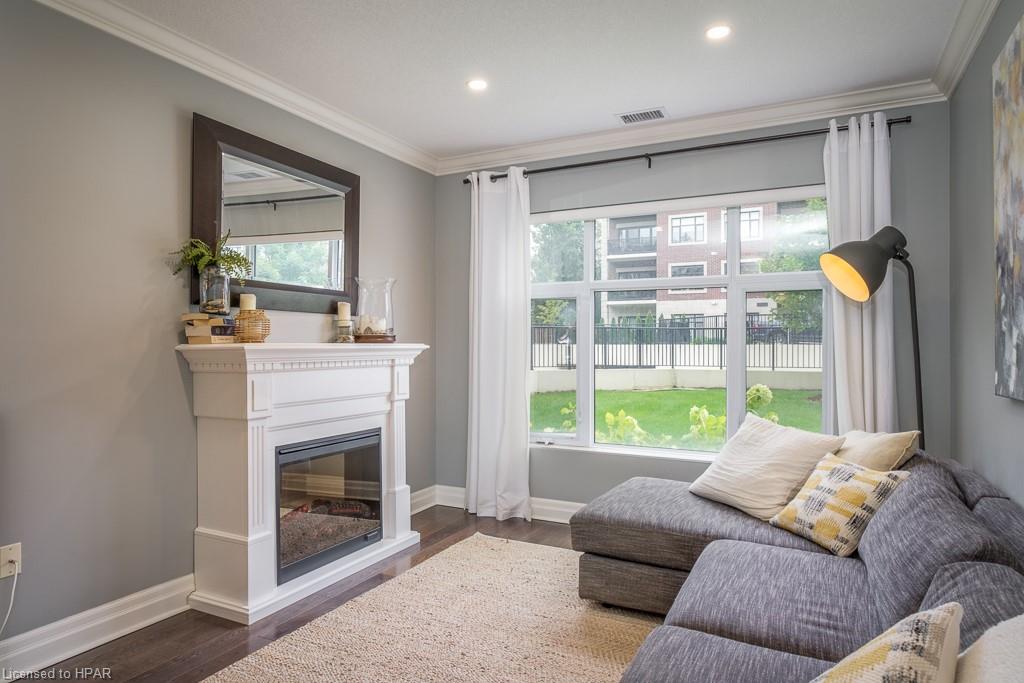 255 JOHN Street N Unit# 109, Stratford Ontario, Canada