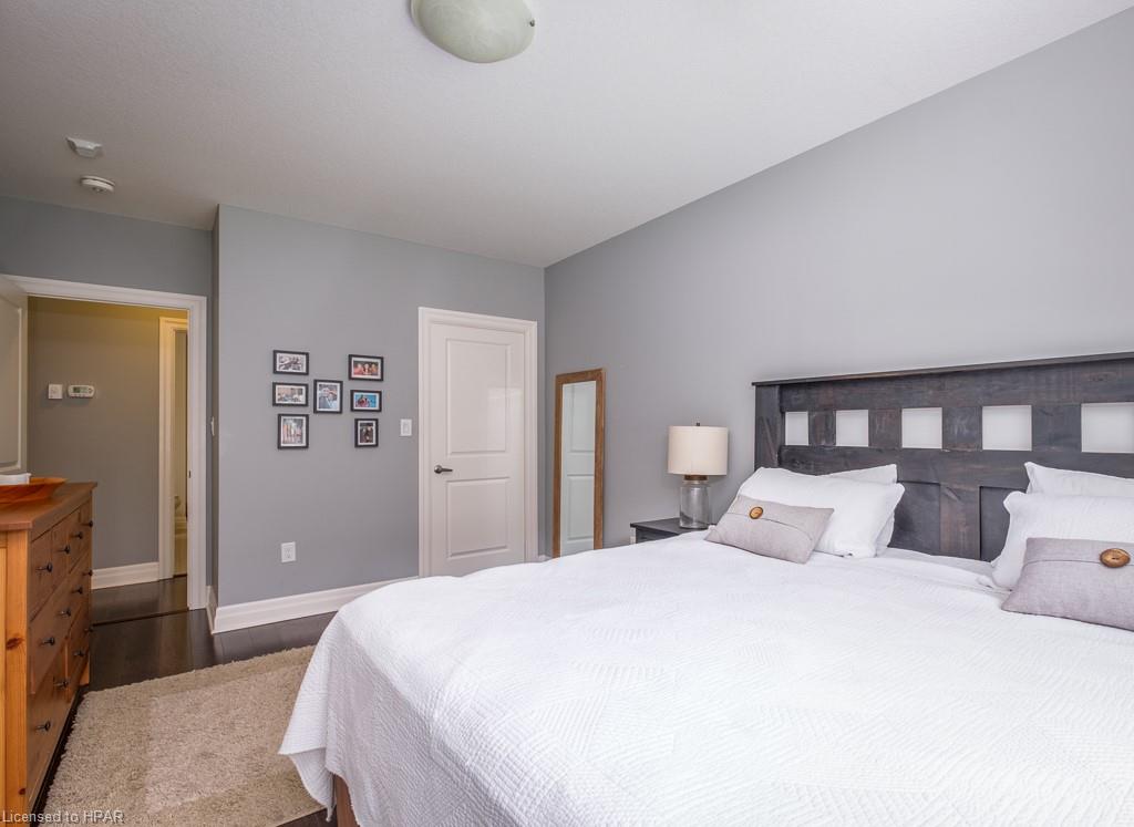 255 JOHN Street N Unit# 109, Stratford Ontario, Canada