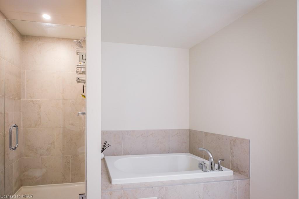 255 JOHN Street N Unit# 109, Stratford Ontario, Canada