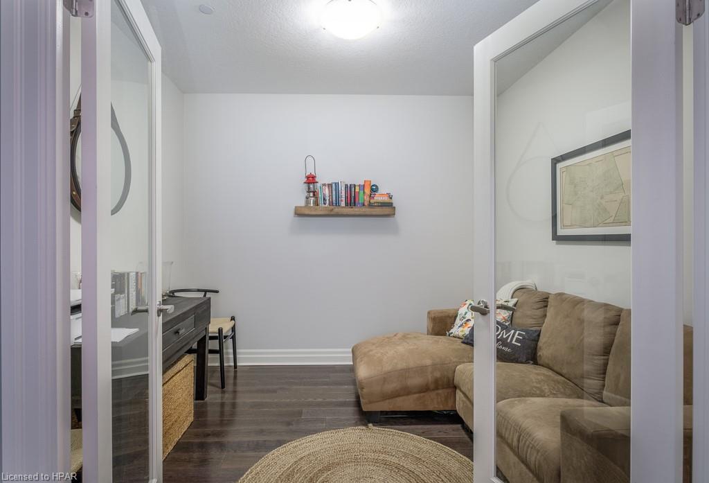 255 JOHN Street N Unit# 109, Stratford Ontario, Canada