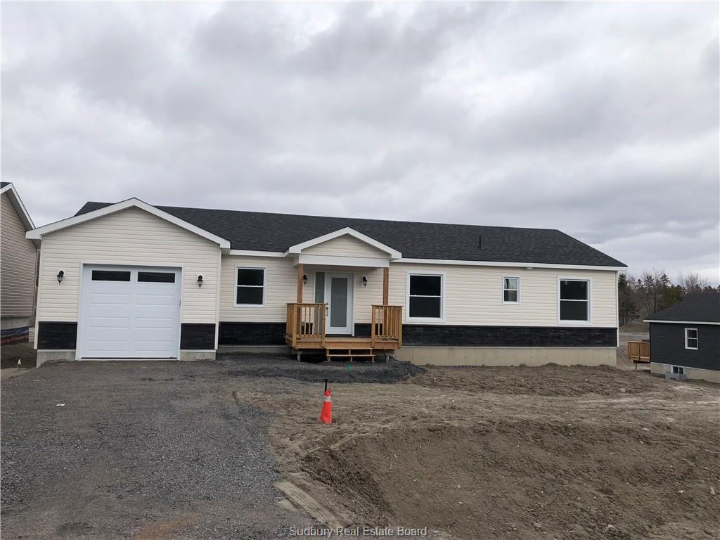 144 Patricia Street, Lively Ontario, Canada