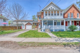 210 FIRST Street, Gananoque Ontario, Canada