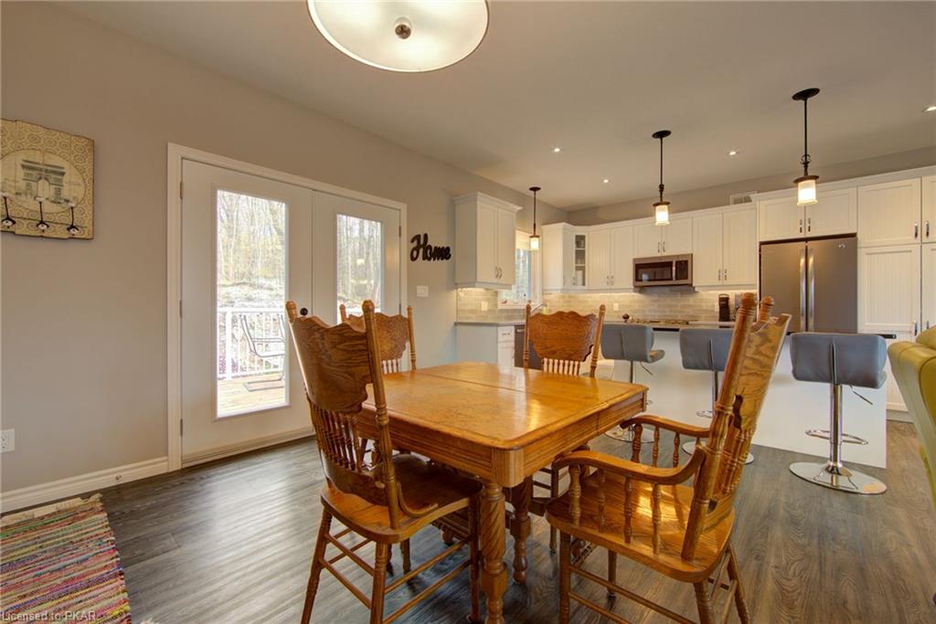 86 FORESTVIEW Drive, Buckhorn Ontario, Canada