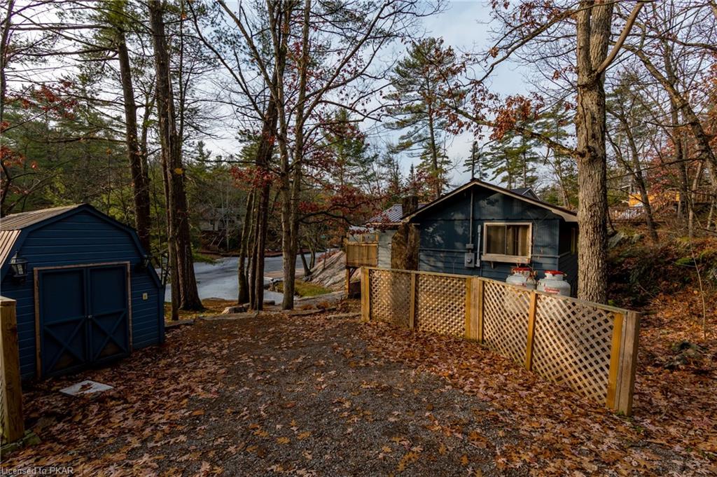 3582 HORSESHOE Lane, Lakefield Ontario, Canada