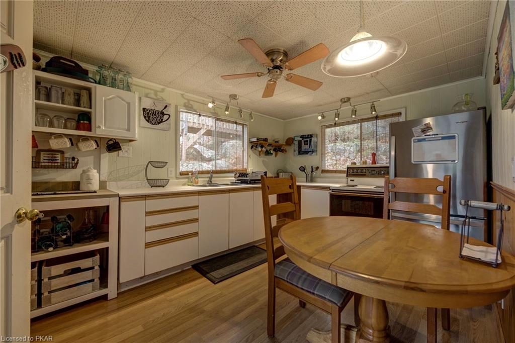 3582 HORSESHOE Lane, Lakefield Ontario, Canada