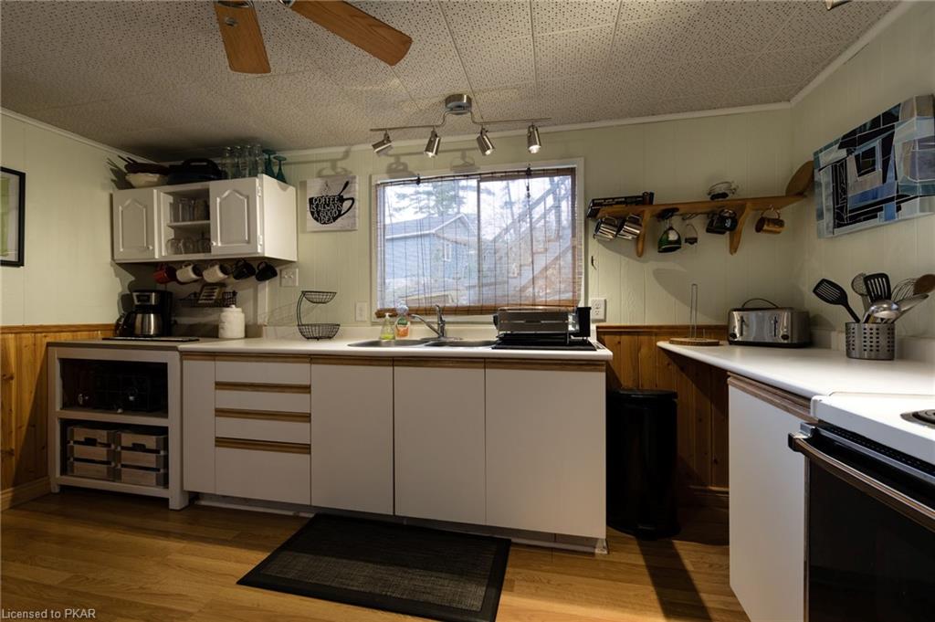 3582 HORSESHOE Lane, Lakefield Ontario, Canada
