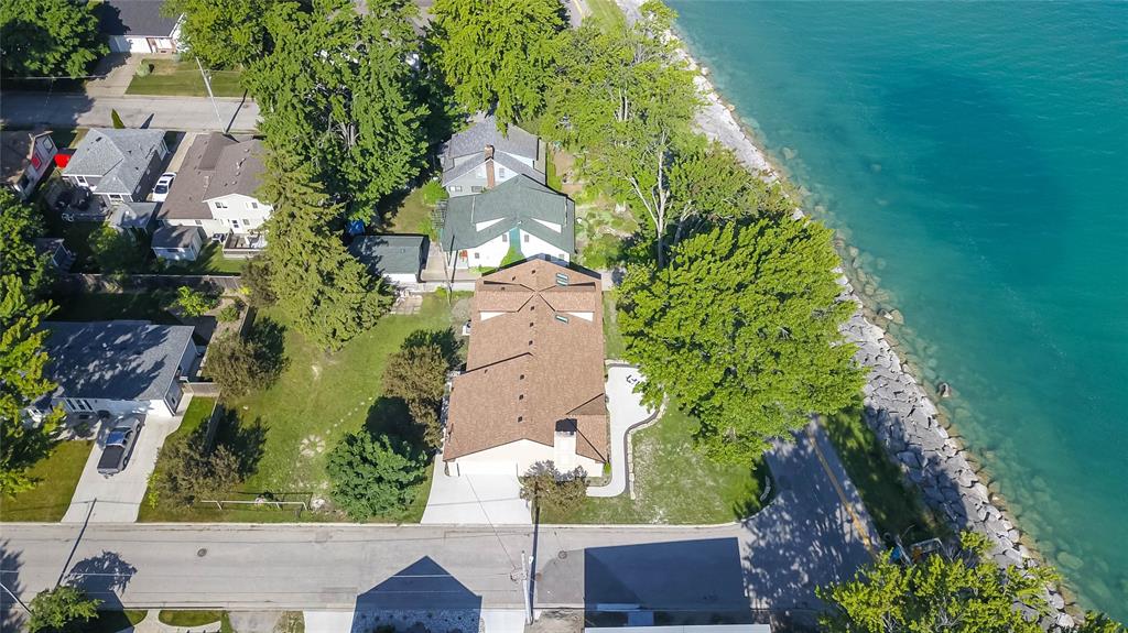 2681 OLD LAKESHORE Road, Sarnia Ontario, Canada