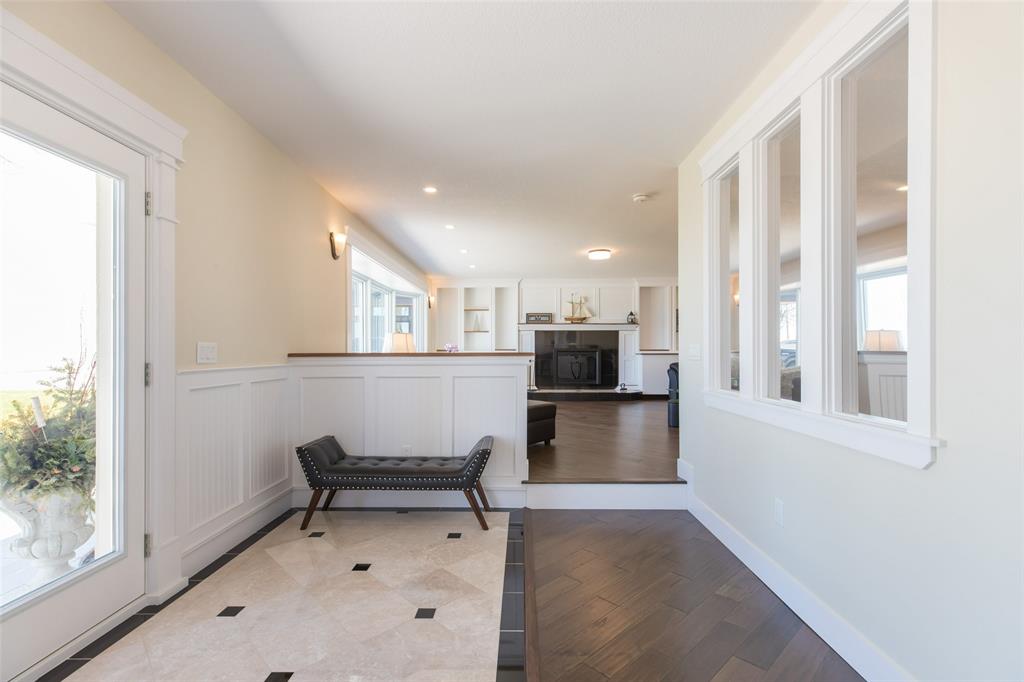 2681 OLD LAKESHORE Road, Sarnia Ontario, Canada
