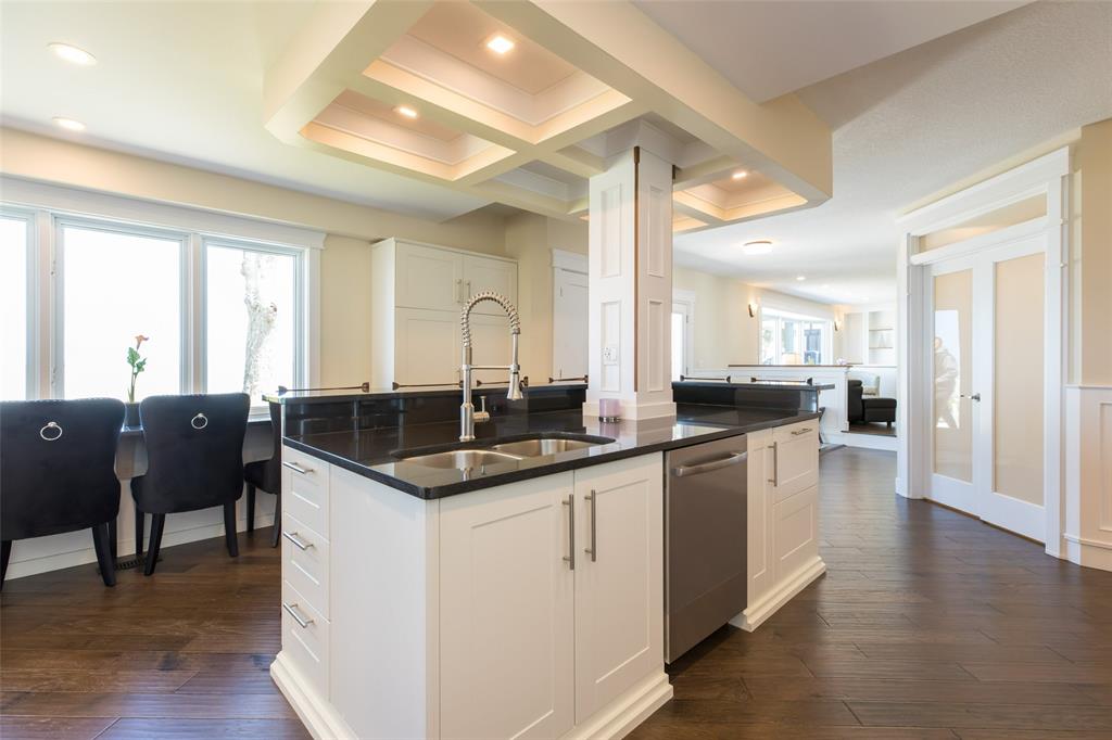 2681 OLD LAKESHORE Road, Sarnia Ontario, Canada