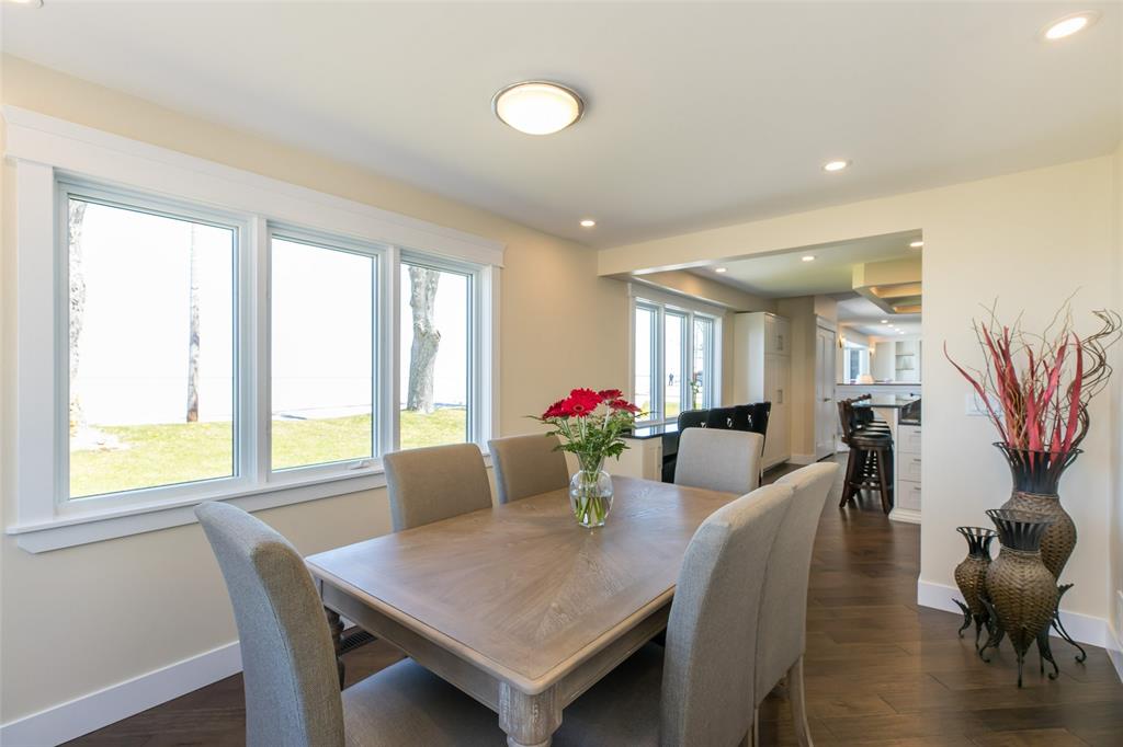 2681 OLD LAKESHORE Road, Sarnia Ontario, Canada