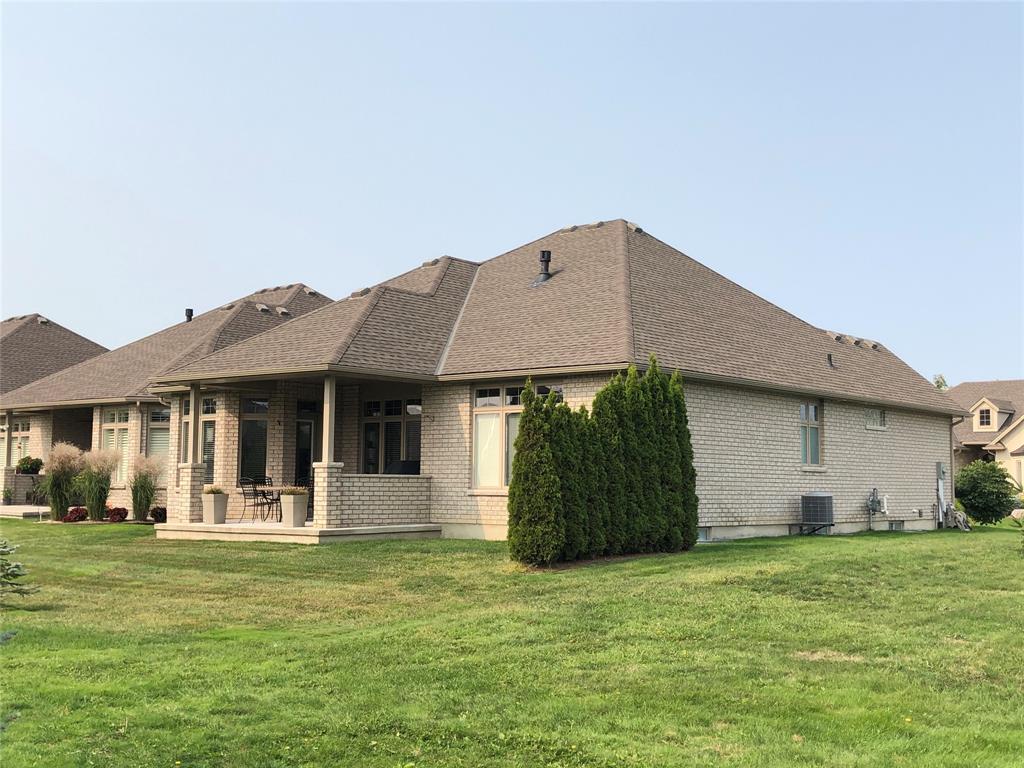 1062 MIKE WEIR Drive Unit# 80, Sarnia Ontario, Canada