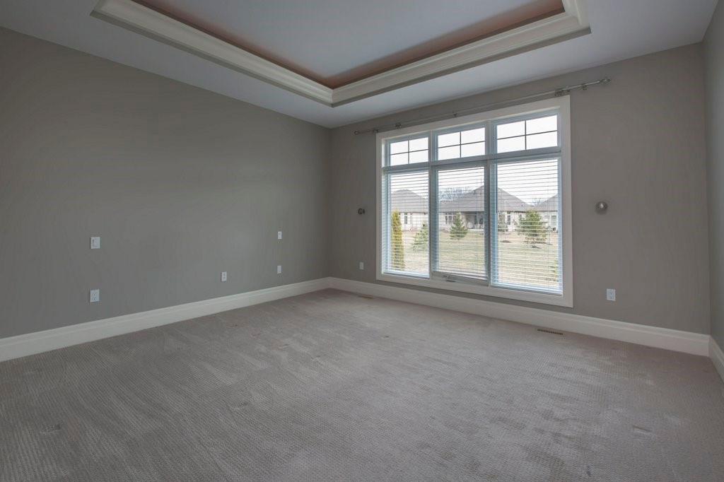 1062 MIKE WEIR Drive Unit# 80, Sarnia Ontario, Canada