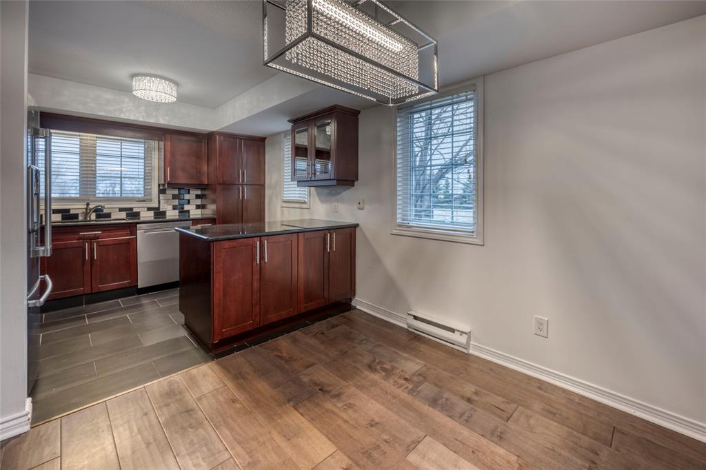 1520 VENETIAN Boulevard Unit# M-112, Point Edward, Ontario, Canada
