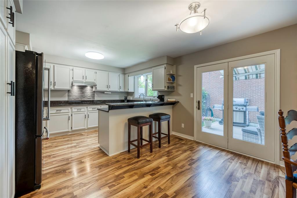 2636 WESTGATE Crescent, Sarnia, Ontario, Canada