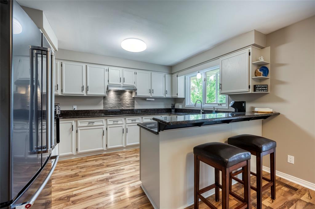 2636 WESTGATE Crescent, Sarnia, Ontario, Canada