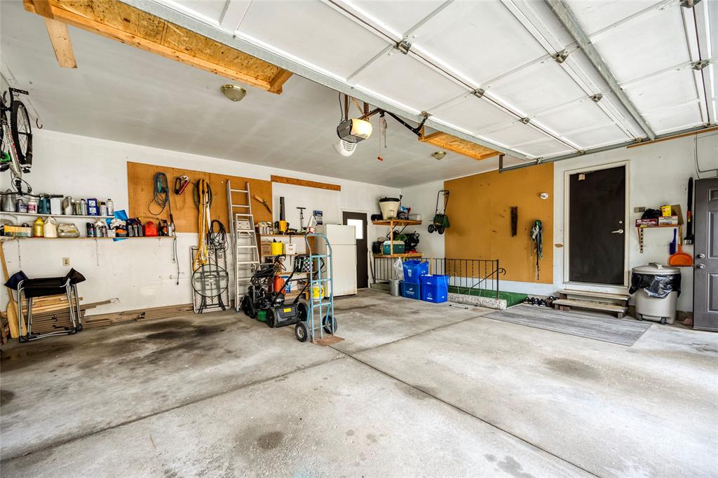 2636 WESTGATE Crescent, Sarnia, Ontario, Canada