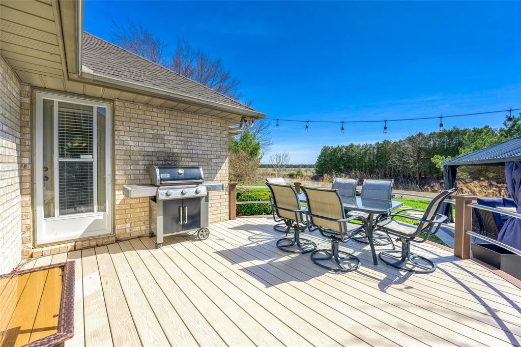 1610 LENA Court, Sarnia, Ontario, Canada photo 11