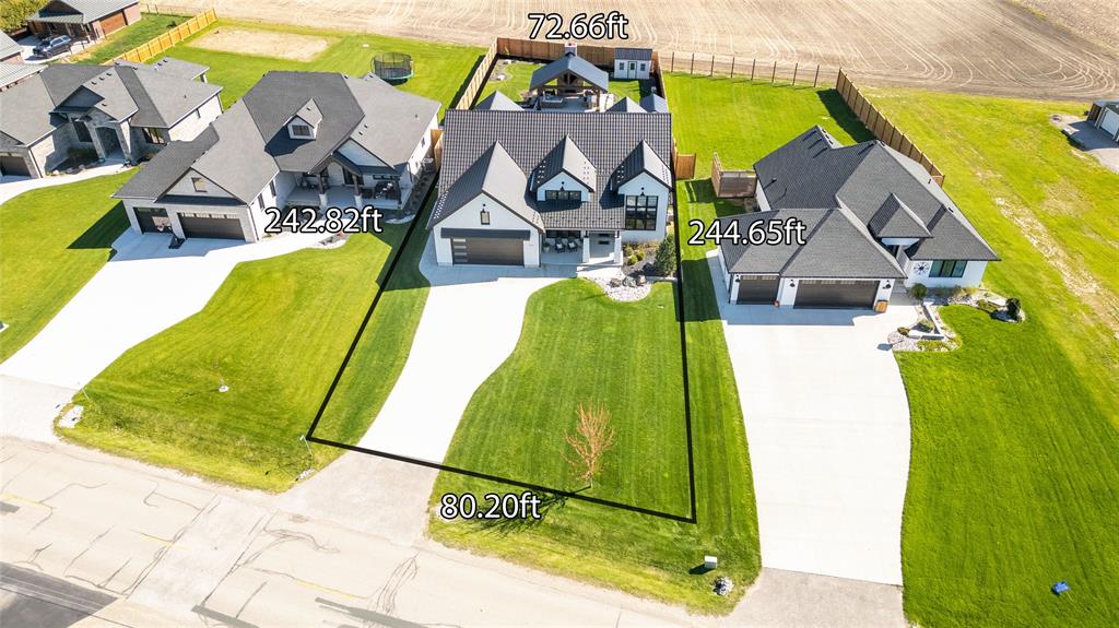 3661 EGREMONT Road, Plympton-Wyoming, Ontario, Canada photo 3