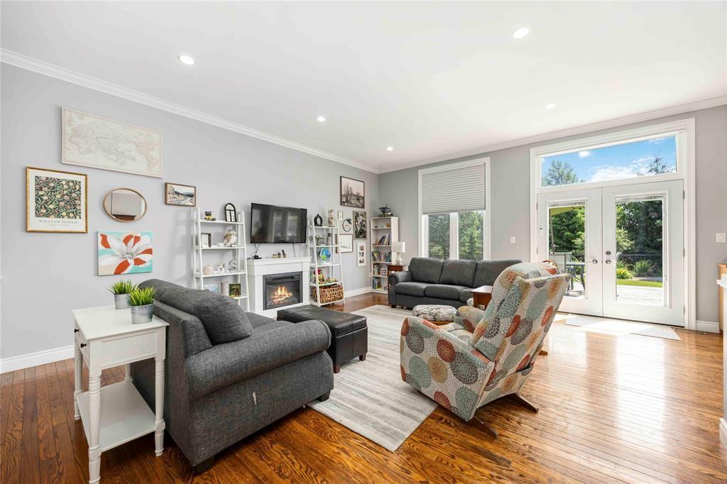 809 SECOND Crescent, Plympton-Wyoming, Ontario, Canada photo 16