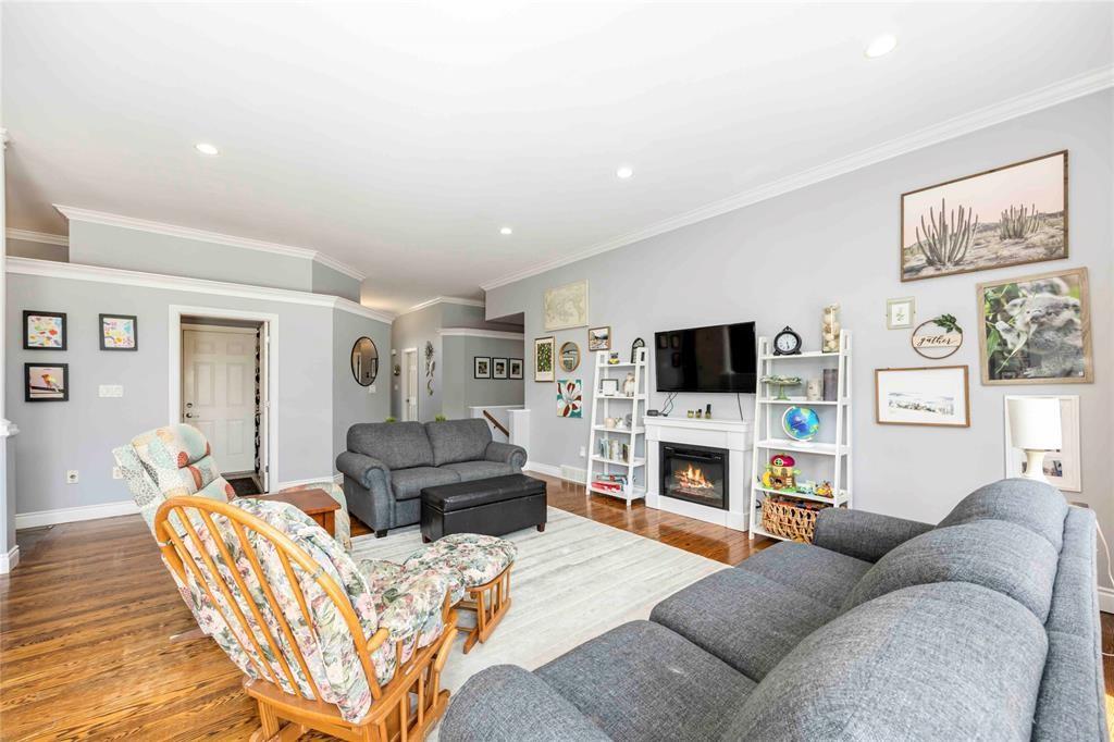 809 SECOND Crescent, Plympton-Wyoming, Ontario, Canada photo 18