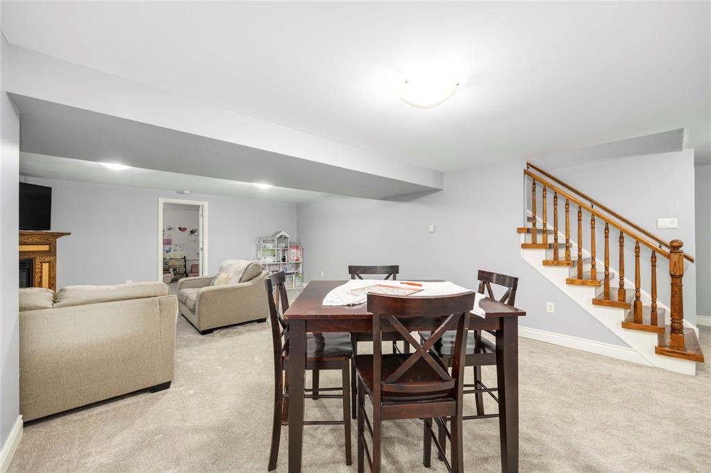 809 SECOND Crescent, Plympton-Wyoming, Ontario, Canada photo 31