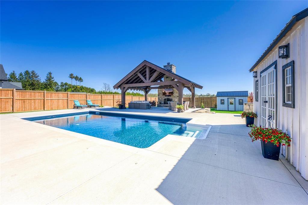 3661 EGREMONT Road, Plympton-Wyoming, Ontario, Canada photo 8