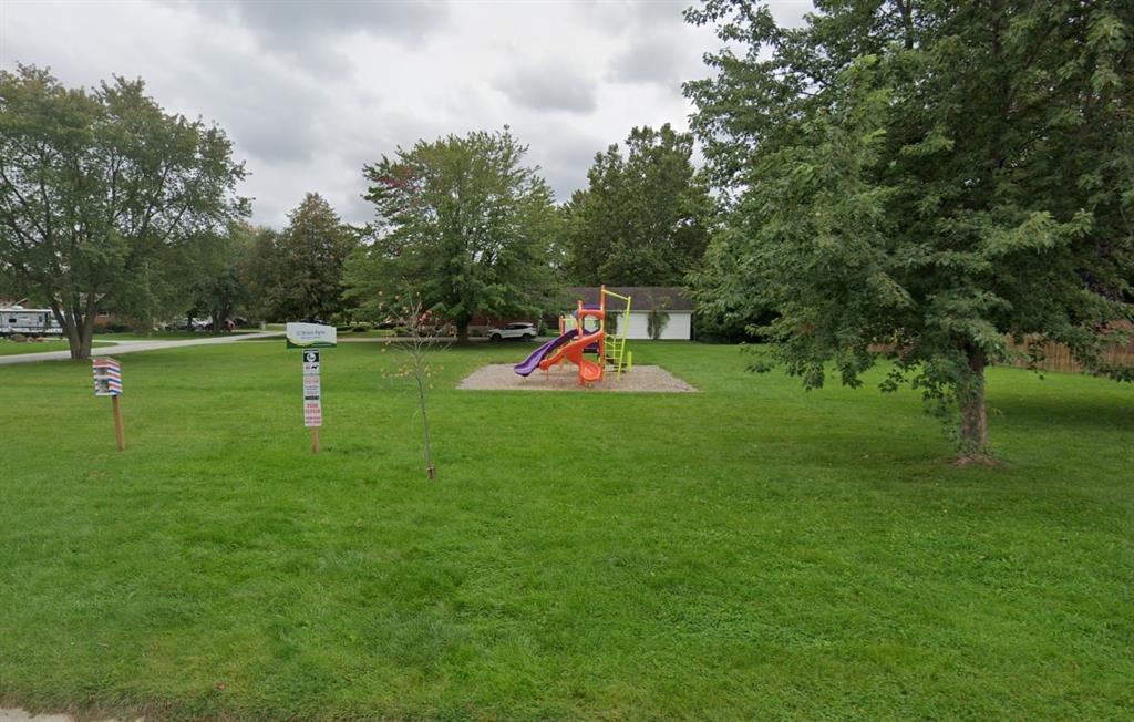 809 SECOND Crescent, Plympton-Wyoming, Ontario, Canada photo 39